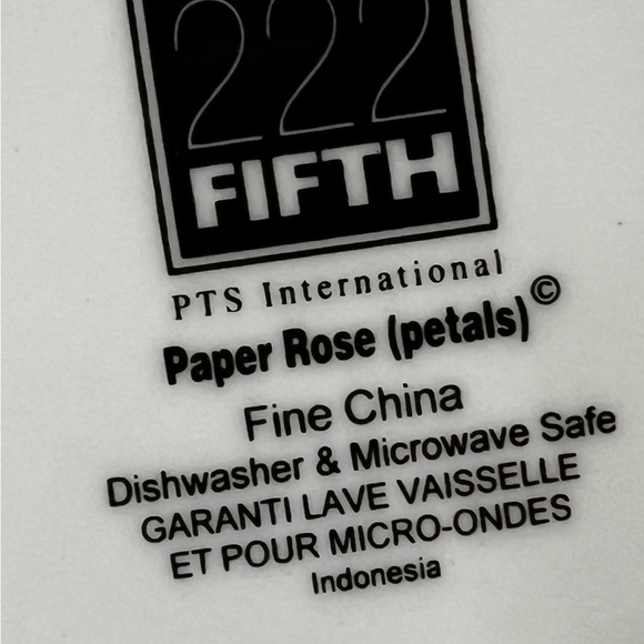 222 Fifth Paper Rose Floral Dinner Plate - Pink and Green - Picture 2 of 4